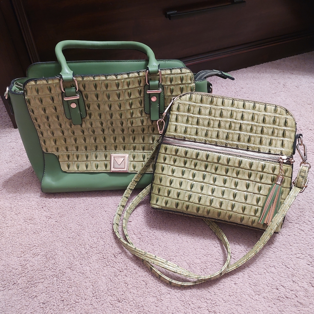 Stylish Green Handbag Set